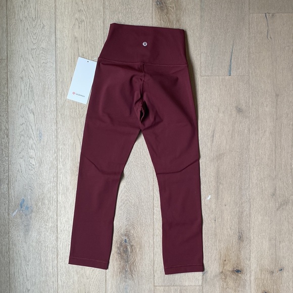 Wunder under crop 21” luxtreme red merlot size 2 lululemon nwt - Picture 6 of 11
